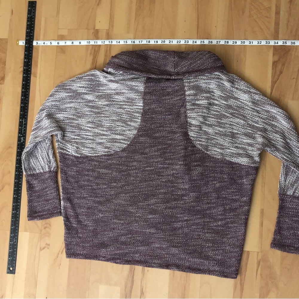 SOLD Purple Calvin Klein performance active wear long sleeve fleece medium